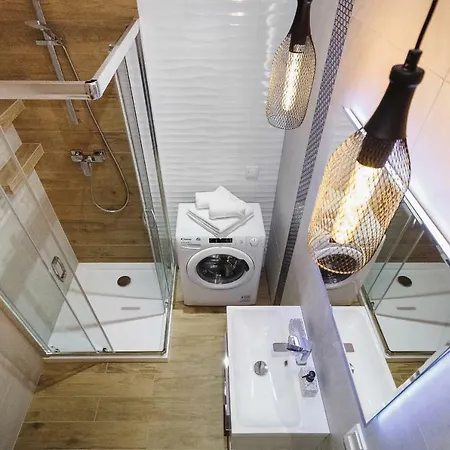 Tauron Arena Elegant Dabska By Renters Daire Krakow