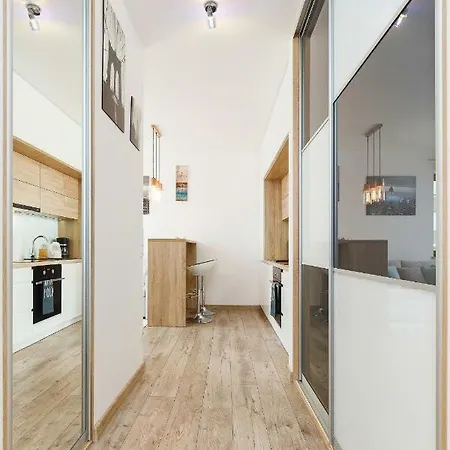 Appartement Tauron Arena Elegant Dabska By Renters Cracovie