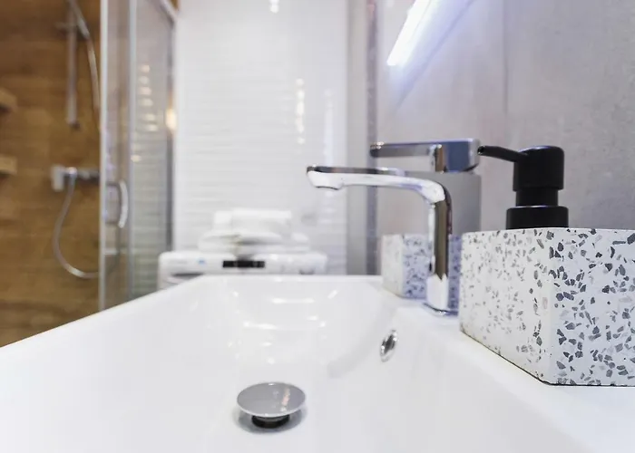 Lägenhet Tauron Arena Elegant Dabska By Renters *