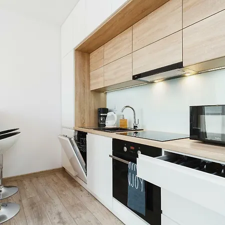 Tauron Arena Elegant Dabska By Renters דירה קרקוב